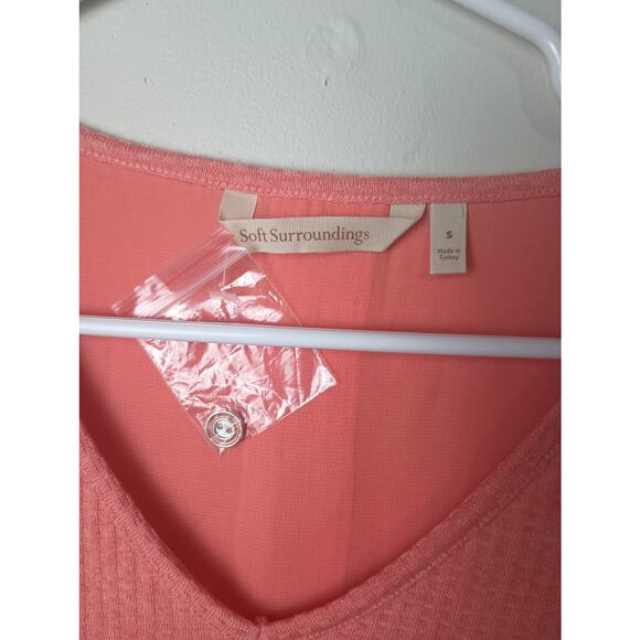 Soft Surrounding Textured V Neck Blouse Button Accents Women Small NWOT - Picture 3 of 6